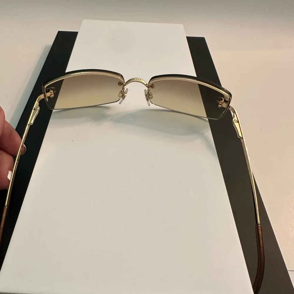 Vintage 2000 Chanel Brown Gradient Rimless Lens Style - Picture 4 of 7